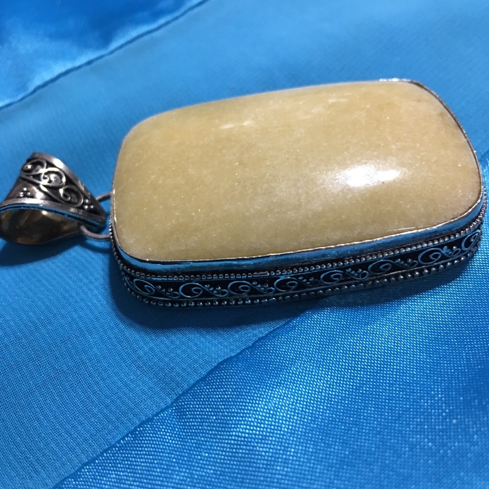 Gorgeous Yellow Crystal Stone Pendant XXL